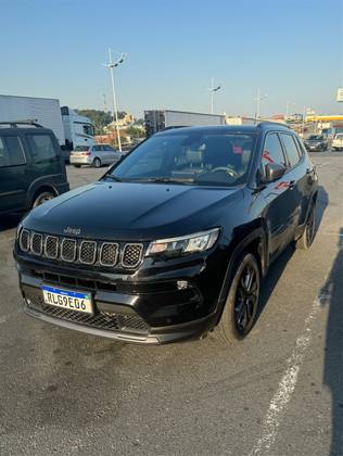 JEEP COMPASS 1.3 T270 TURBO FLEX LONGITUDE AT6